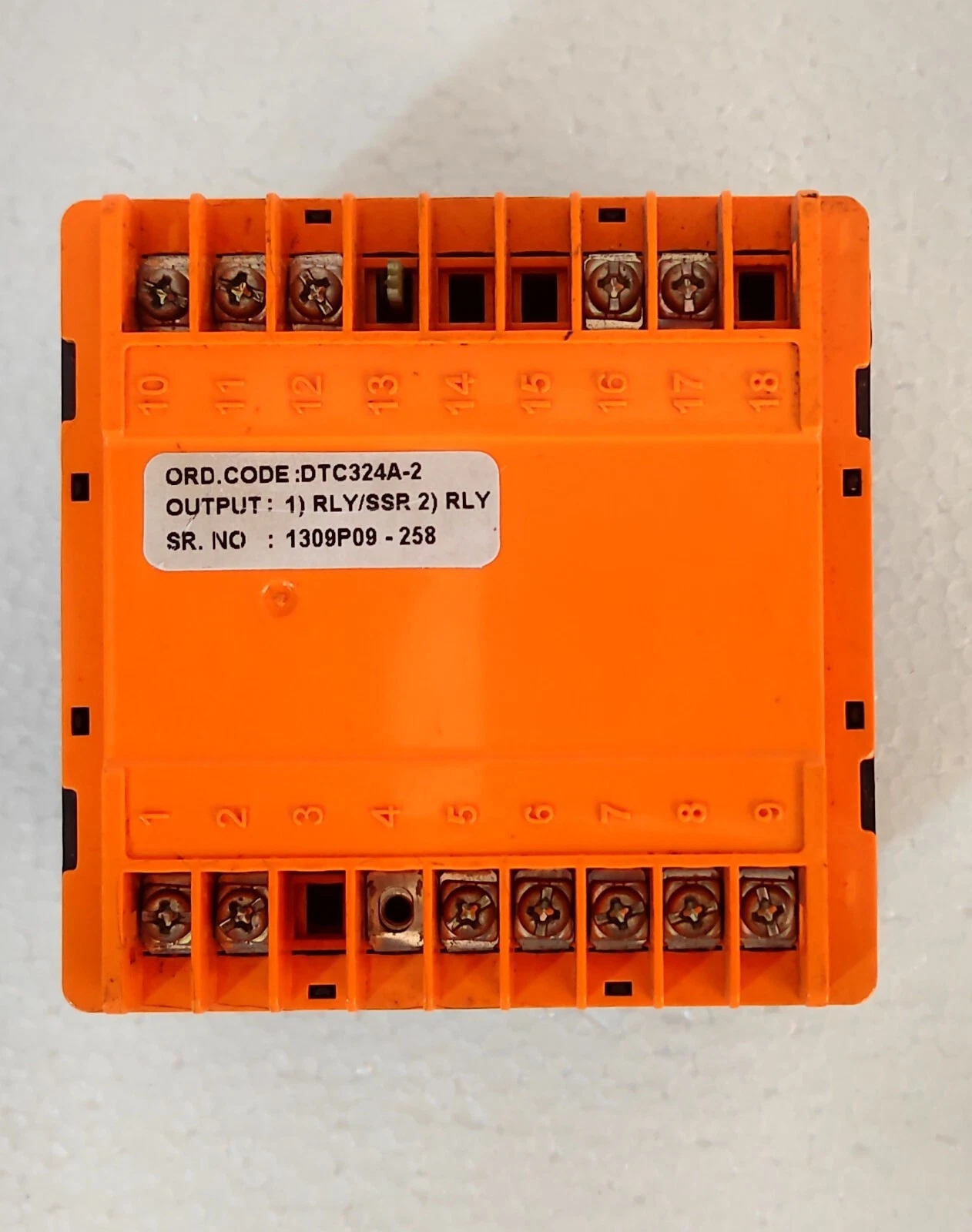 admin/uploads/uploads/Selec DTC324 Single Display, Dual Set Point Temperature Controller_4.webp